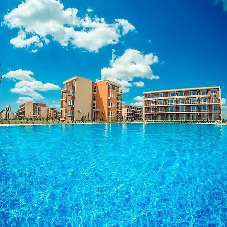 Holiday Fort Golf Club Sunny Beach Eksteriør billede