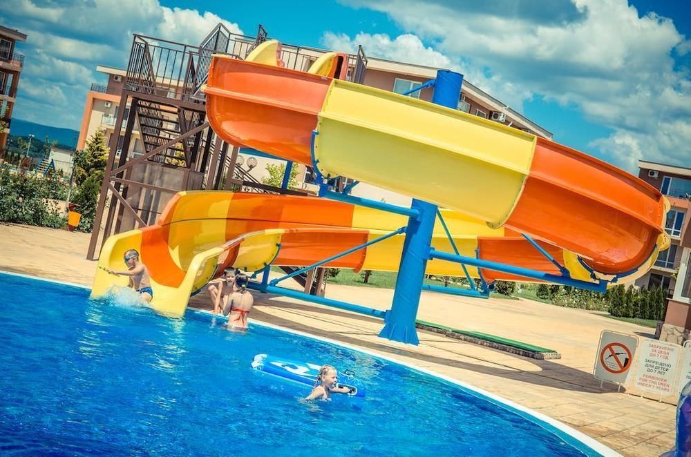 Holiday Fort Golf Club Sunny Beach Eksteriør billede