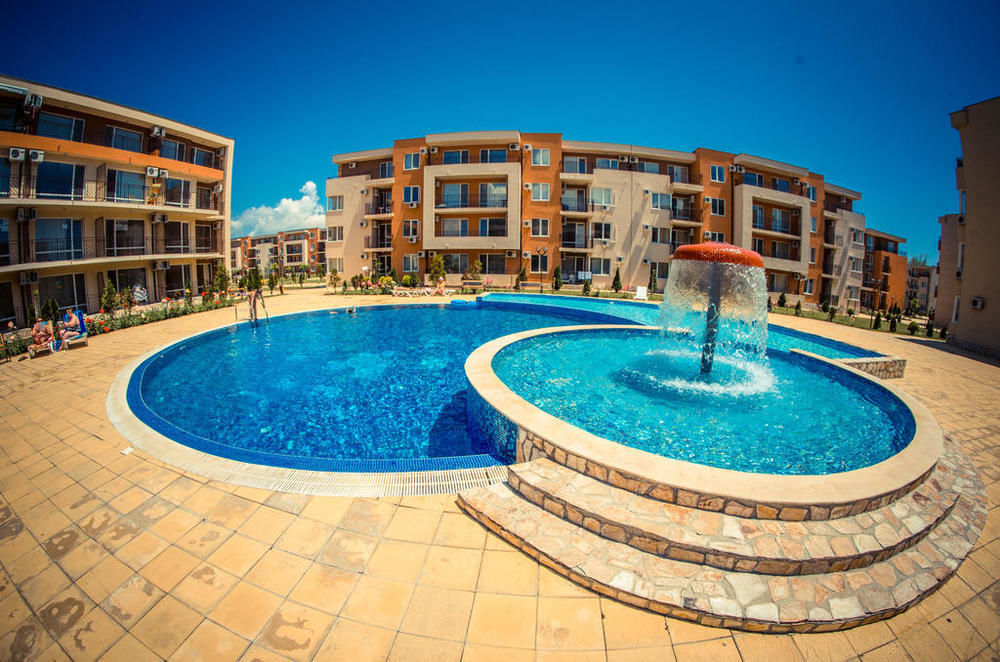 Holiday Fort Golf Club Sunny Beach Eksteriør billede